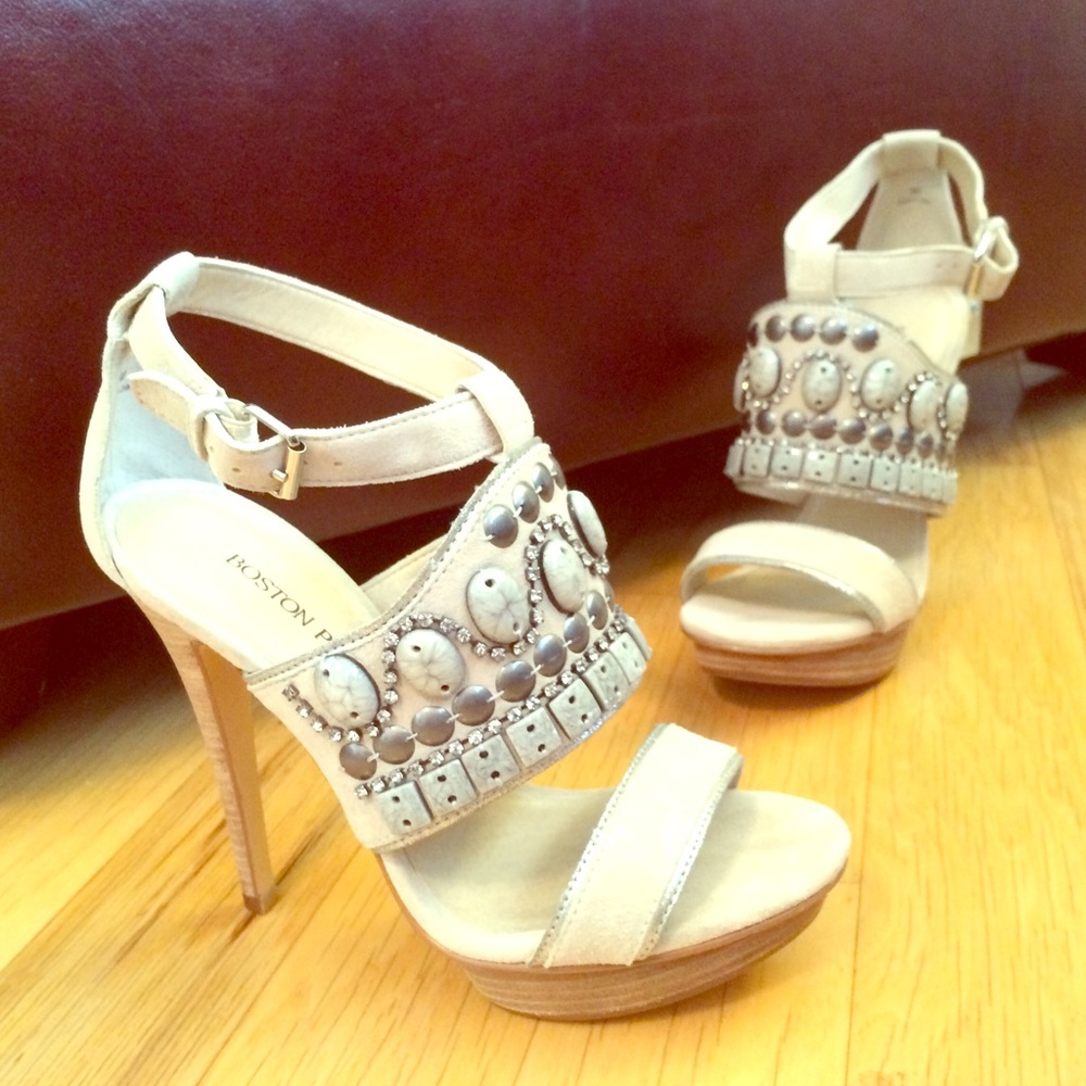 Boston Proper Gray beaded heels